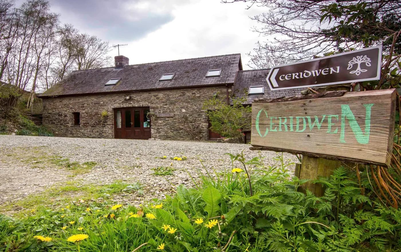 Penybanc Farm, sign