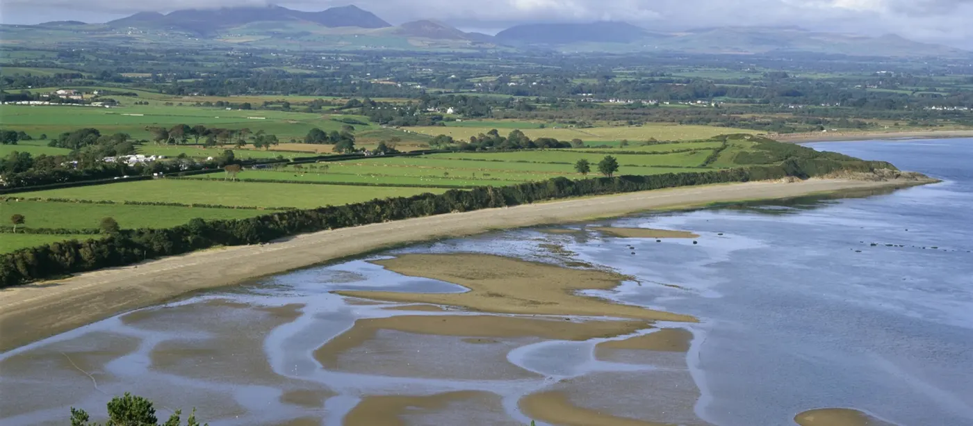 Fferm Crugan, site landscape