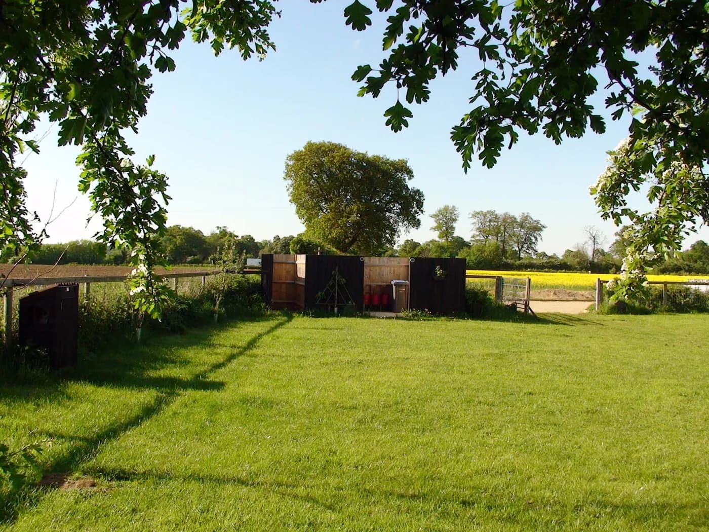 Molletts Farm, facilities