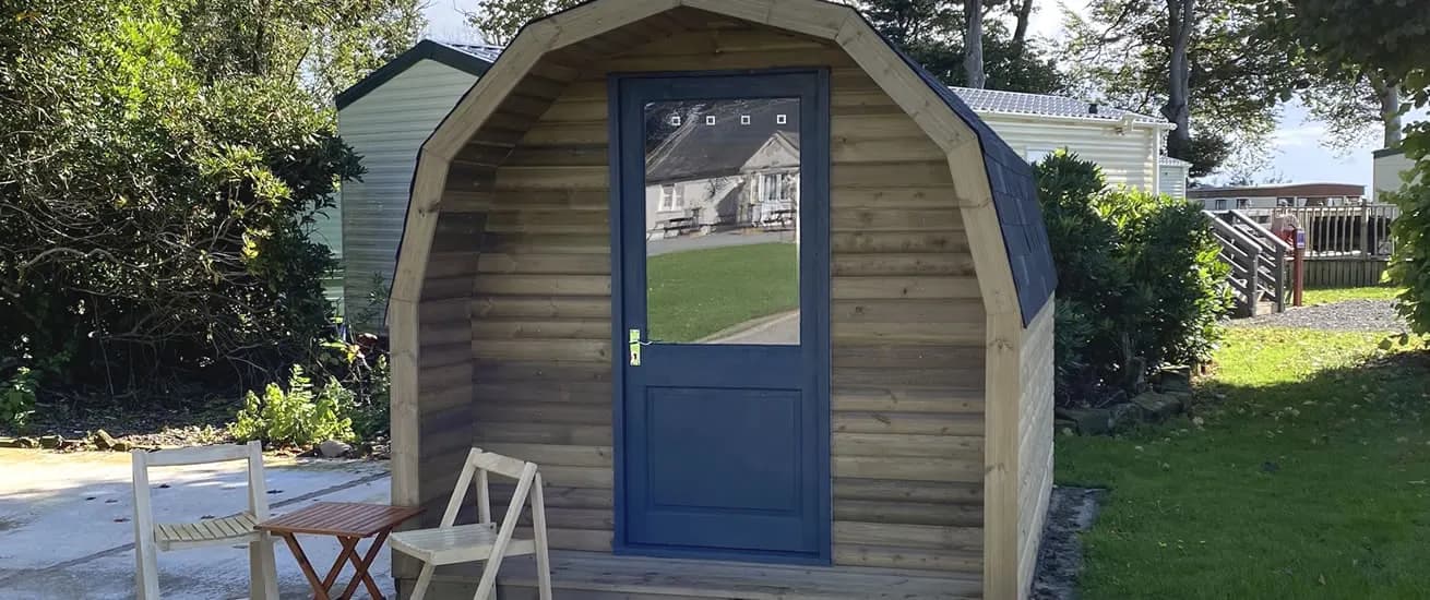 Bruces Cave Caravan, glamping