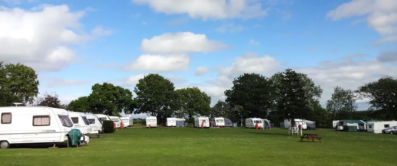 Bruces Cave Caravan, camping
