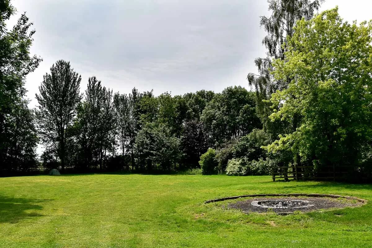 Little Oak Campsite, site landscape