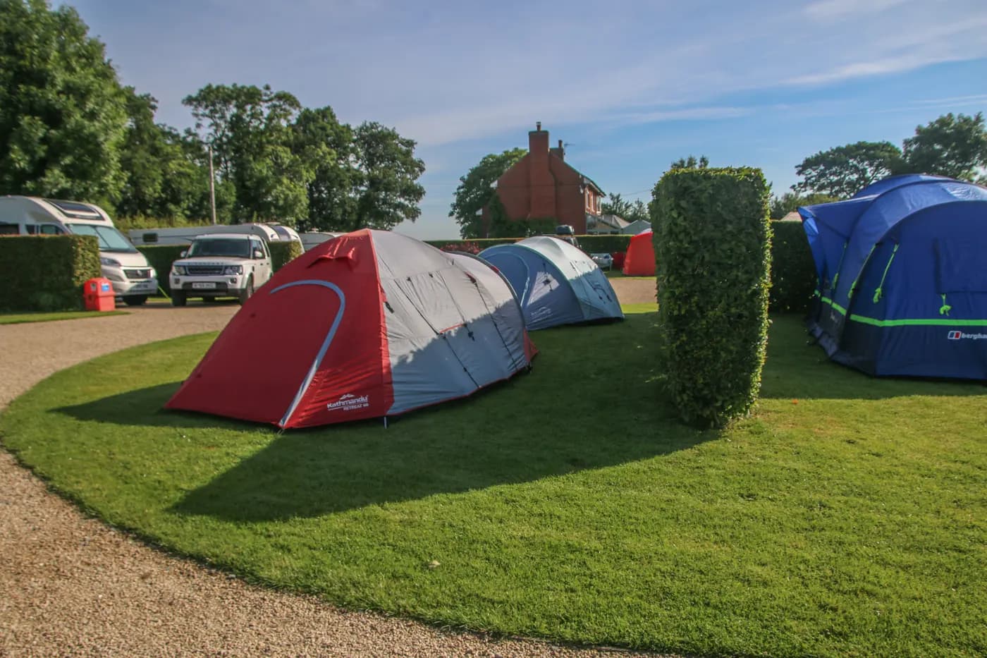 Cartref Caravan, camping