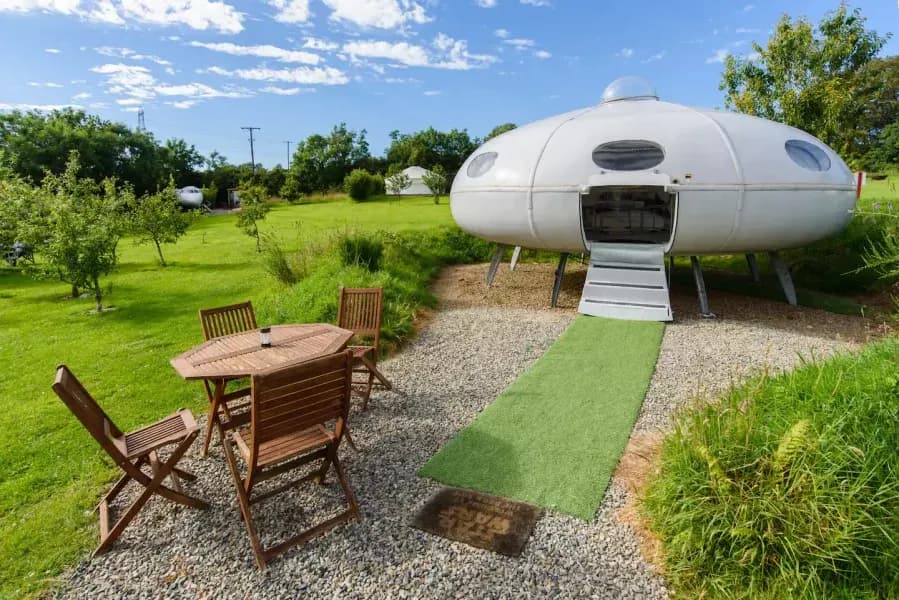 Apple Camping - The Jewel of Tenby