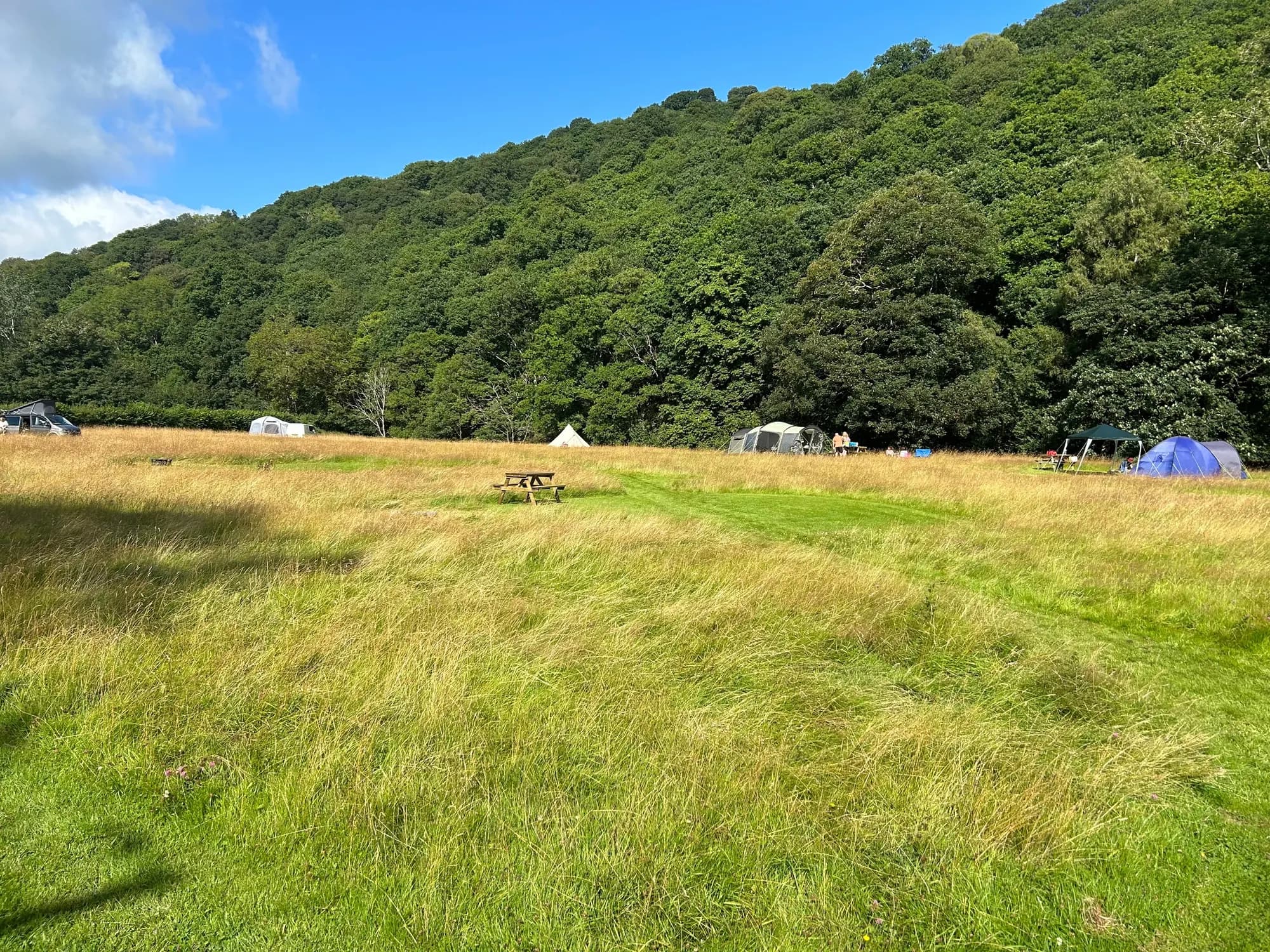 Dolwen Riverside Camping